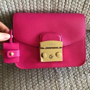 Furla metropolis mini crossbody bag